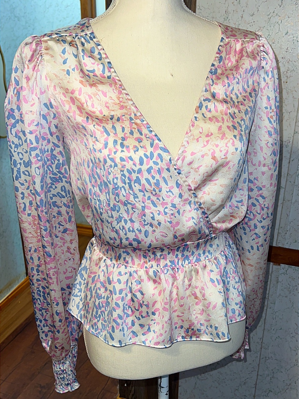 EXPRESS Floral Print Wrap Peplum Blouse | Size XS